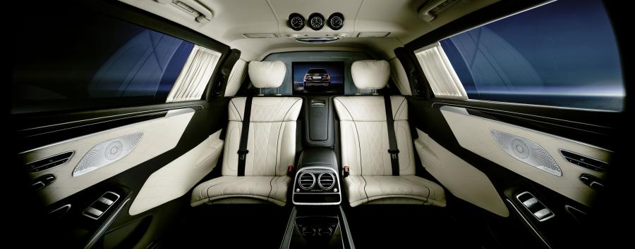 Интерьер Mercedes-Maybach S650 Pullman Guard (VV222) 2019 года  (фото 2 из 7)